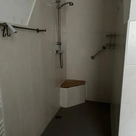 Schieferstuebchen - Grosses Zentrum - Ideal Fuer Familien Und Gruppen 10 Personen Апартаменты